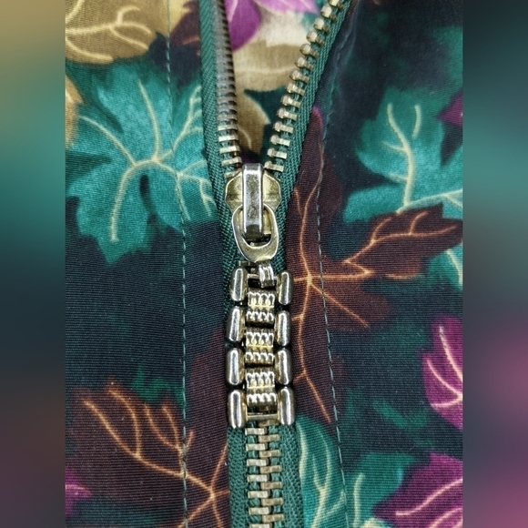 VTG 80s 90s Teddi Women's XL Satin Bomber Jacket AOP Leaf Full Zip Shoulder Pads - Picture 4 of 10